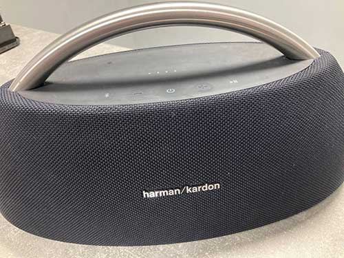 Harman Kardon Go+Play не заряджається